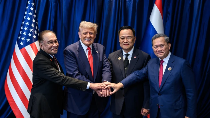 Ông Trump gọi điện Thủ tướng Anutin và Thủ tướng Manet, các bên cùng lên tiếng