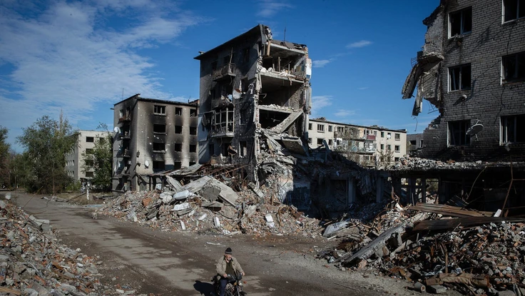 Ukraine rút quân khỏi thành phố then chốt ở phía bắc Donetsk