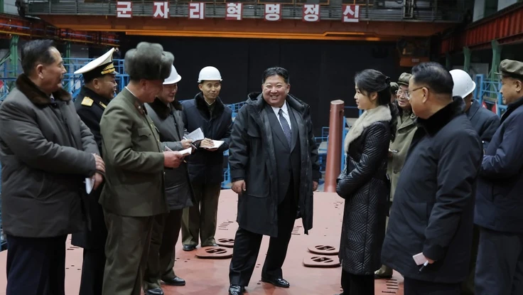 Ông Kim Jong-un ra tuyên bố về kế hoạch tàu ngầm hạt nhân của Hàn Quốc 