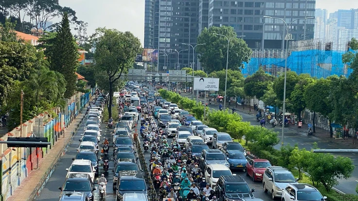 Hạn chế xe xăng vào trung tâm TP.HCM: Sẽ có chính sách công bằng cho từng đối tượng