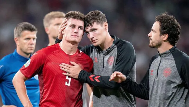 VAR bị ‘mất điện’ và chiến thắng bị đánh cắp