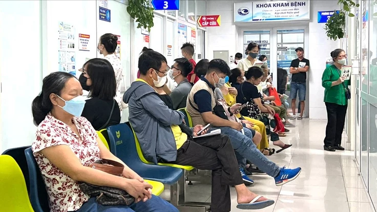 Đề nghị tránh cứng nhắc tiêu chí hộ nghèo để người khó khăn được hỗ trợ khám chữa bệnh