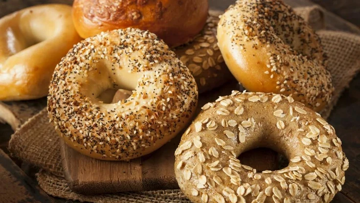 7 nhóm thực phẩm chứa nhiều muối nhưng không có vị mặn cần lưu ý