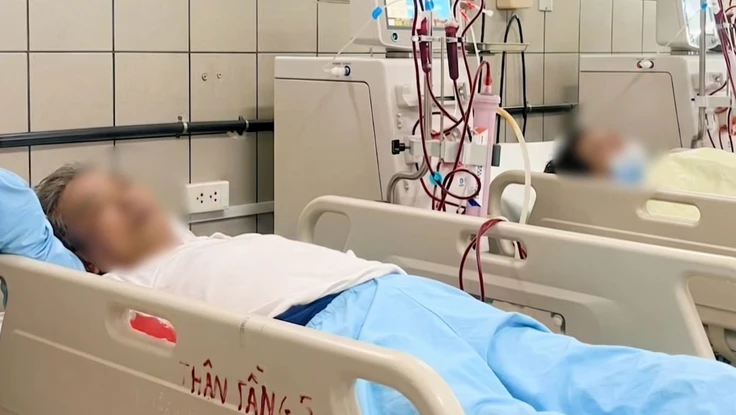Thanh niên 25 tuổi suy thận cấp vì quên uống nước khi làm việc dưới trời nóng
