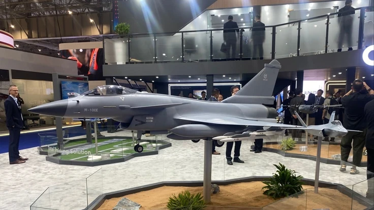 Cạnh tranh Mỹ-Nga-Trung về máy bay chiến đấu tàng hình ở 'miếng bánh' Trung Đông