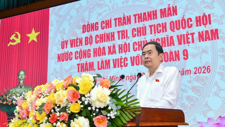 Chủ tịch Quốc hội Trần Thanh Mẫn thăm và làm việc với Sư đoàn 9, Quân đoàn 34