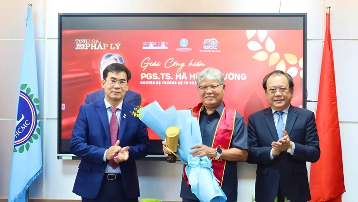 Nguyên Bộ trưởng Tư pháp Hà Hùng Cường: Nghề luật thầm lặng nhưng rất quan trọng