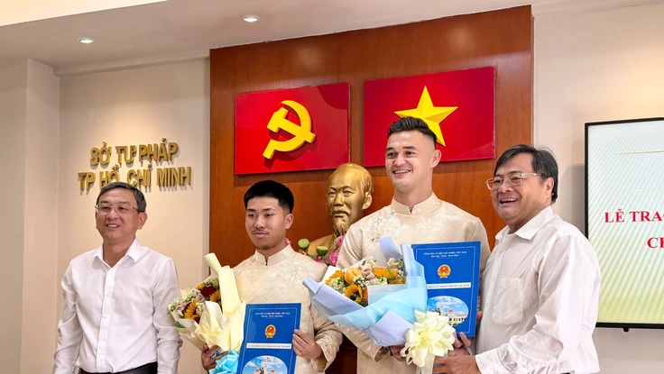 Chính thức nhập tịch, Patrik Lê Giang và Khoa Ngô sẵn sàng cho giấc mơ tuyển Việt Nam
