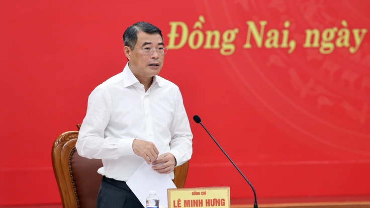 Thủ tướng Lê Minh Hưng làm việc với Ban Thường vụ Thành ủy Đồng Nai