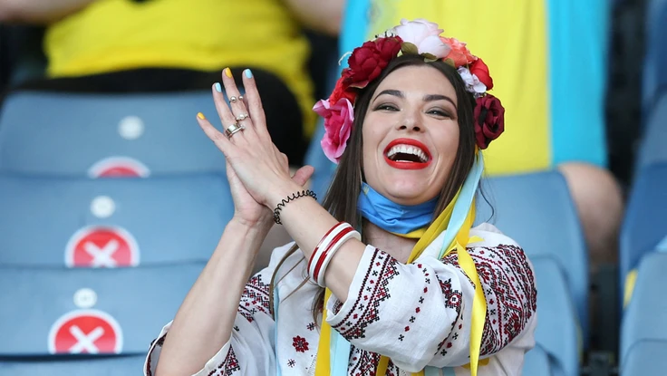 Sắc màu Ukraina tại Hampden Park qua ảnh