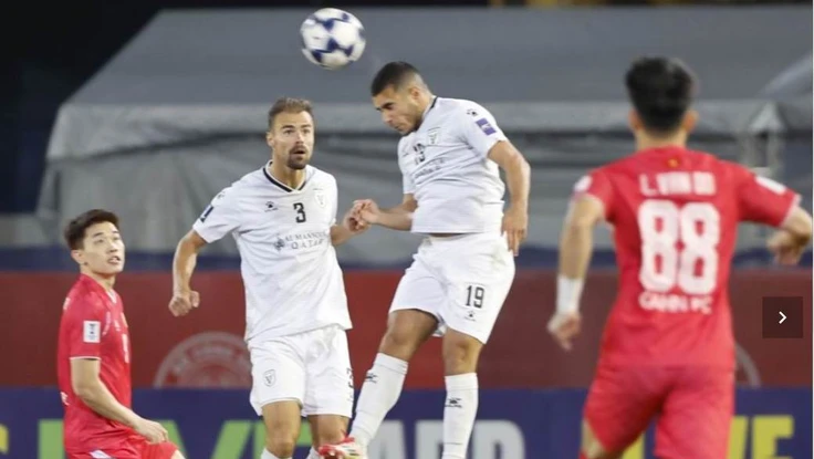 HLV Mano Polking quyết “lơ Tết” để tạo lịch sử châu lục?!