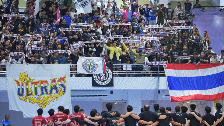 Tuyển Thái Lan lấy lại ngôi vương