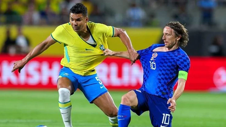 Casemiro khẳng định tuyển Brazil không phải là ứng viên sáng giá cho ngôi vô địch