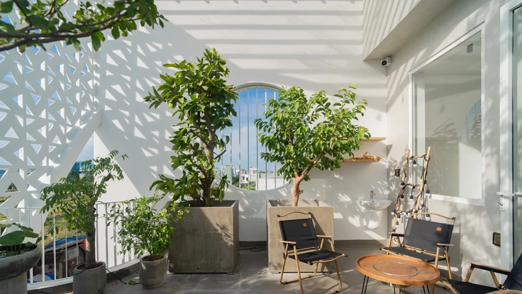 Làm gì để hạn chế ban công đọng nước? 