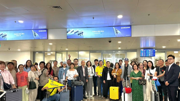 Đoàn du khách Việt hơn 70 người mắc kẹt ở Trung Đông về nước an toàn