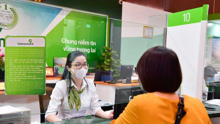 Lãi suất huy động đồng loạt đi xuống, mở dư địa giảm lãi vay