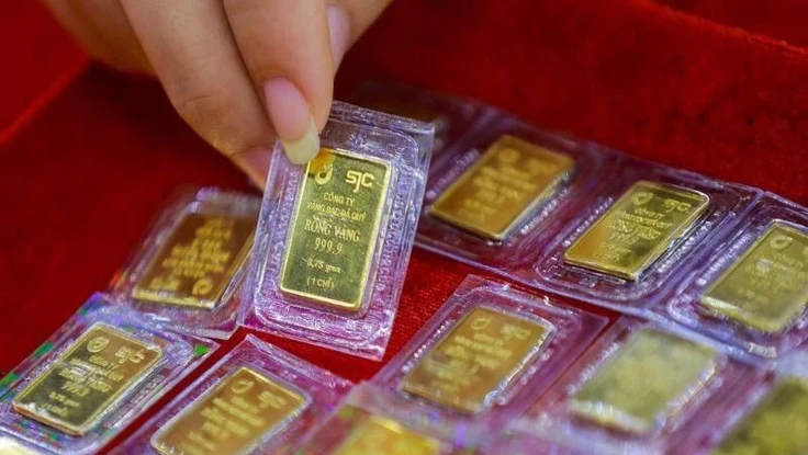 Vàng miếng tăng 83%, bạc vọt hơn 120% trong năm 2025