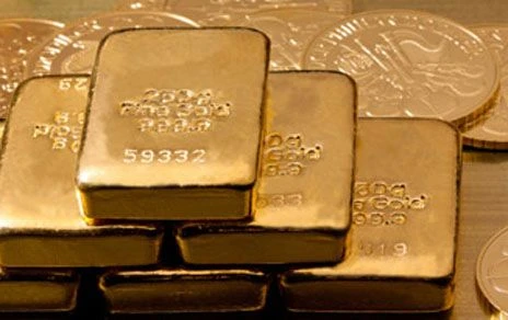 Vàng, bạc 'rơi tự do', bốc hơi hàng chục triệu đồng mỗi lượng nhưng...