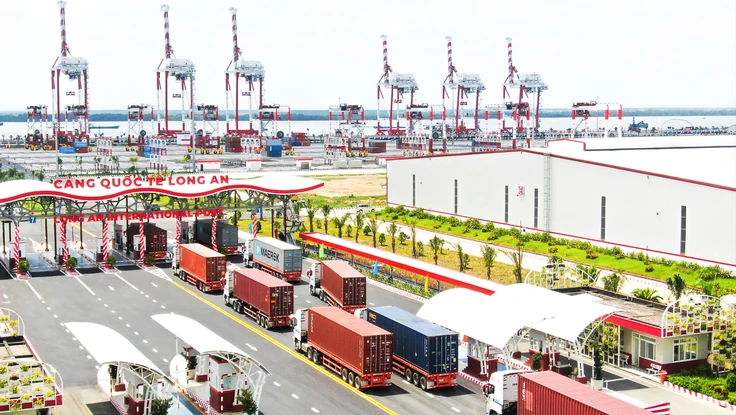 'Chìa khóa' để TP.HCM thâu tóm chuỗi giá trị tài chính hàng hải