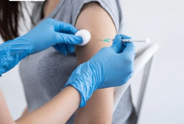 Tiêm phòng viêm gan B rồi có bị lây không?