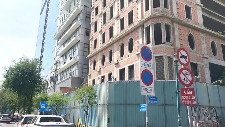 Dừng, đỗ xe sai nơi quy định có thể bị camera AI ghi hình để xử phạt