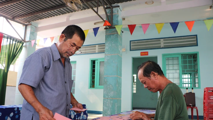 Cử tri có được quay phim, chụp ảnh khi đi bầu cử không?