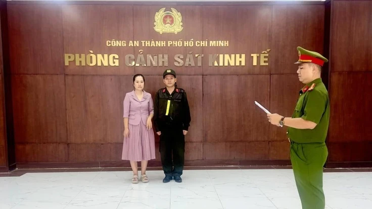 Vụ 'Vải áo dài Đất Lành' và bài học thượng tôn pháp luật trong thời đại số