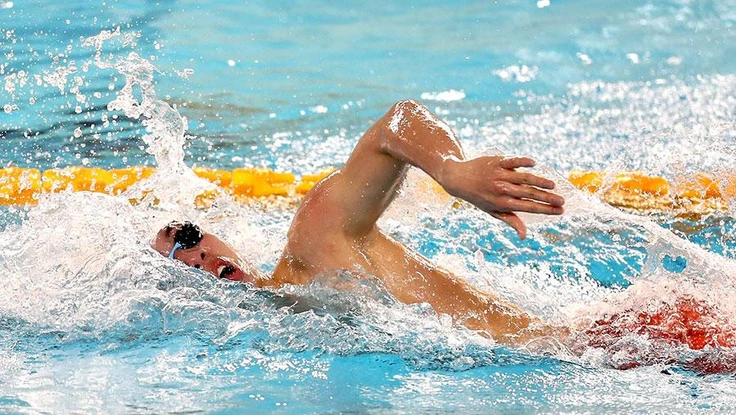 Kình ngư Huy Hoàng là một trong số ít VĐV Việt Nam đạt HCV và có thể cạnh tranh với các đối thủ ở sân chơi châu Á.