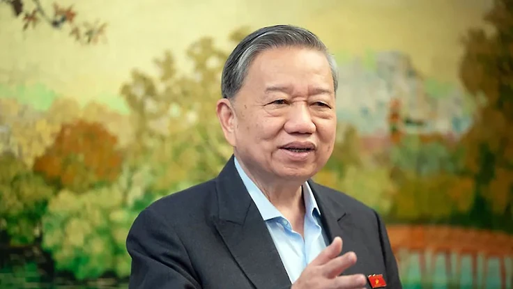 Tổng Bí thư Tô Lâm đã nhiều lần nhấn mạnh tầm quan trọng của việc xây dựng bộ máy nhà nước thực sự tinh gọn, vững mạnh, kiên quyết chống lãng phí.