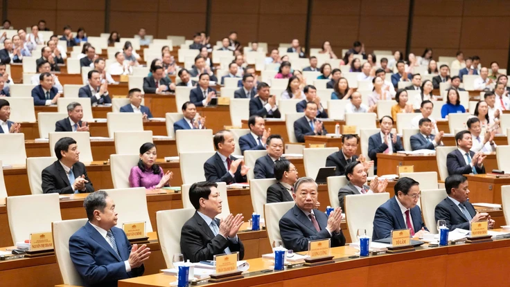 Khai mạc kỳ họp thứ nhất Quốc hội khóa XVI: 'Thể chế bền vững, đất nước sẽ hùng cường'