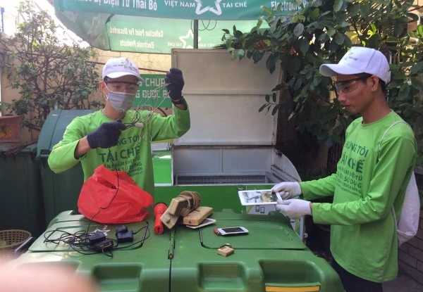 Khởi động cuộc thi “Chụp ảnh liền tay, đi du lịch ngay“
