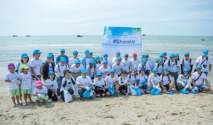 Dell tổ chức chương trình làm sạch bờ biển đầy ý nghĩa