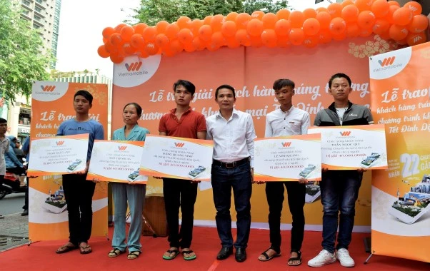 Vietnamobile trao thưởng 22 chuyến đi Hàn Quốc