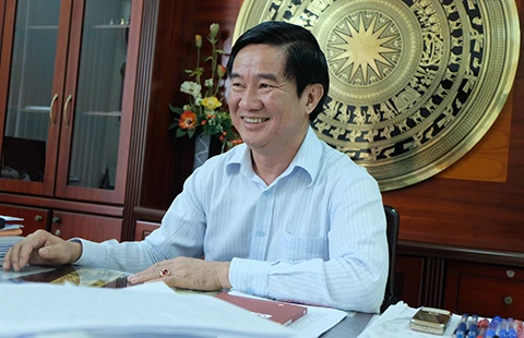 ‘Chúng ta phục vụ, chứ không phải ban ơn’