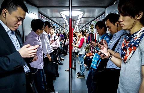 Khi ta trở thành ‘nô lệ’ của… màn hình