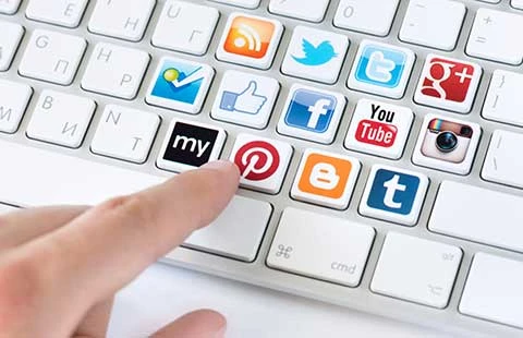 Làm ăn với mạng xã hội thiệt là hồi hộp