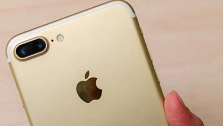 iPhone 7 chính hãng sẽ bán ra vào tháng 11 