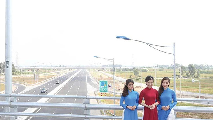 Nhường đường người trẻ bước đi