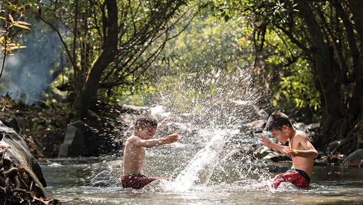 Xuân về, nhớ bến sông xưa