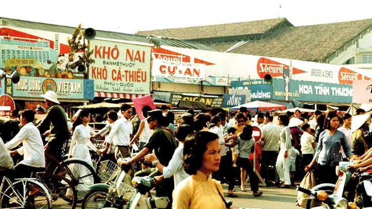 Chợ tết phong vị xưa