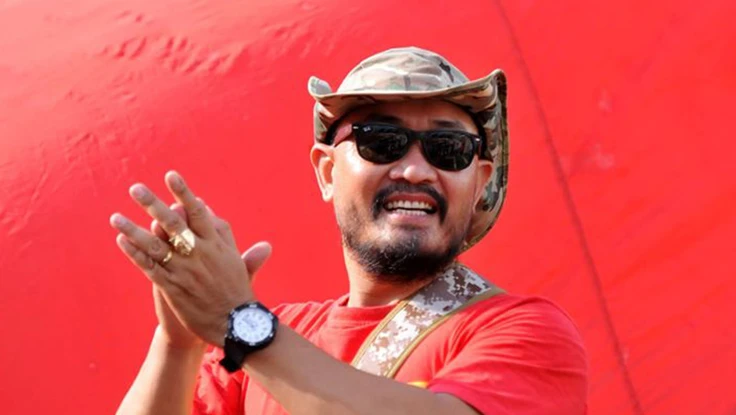 Cổ động viên Phạm Tiến và tình yêu bóng đá đẹp