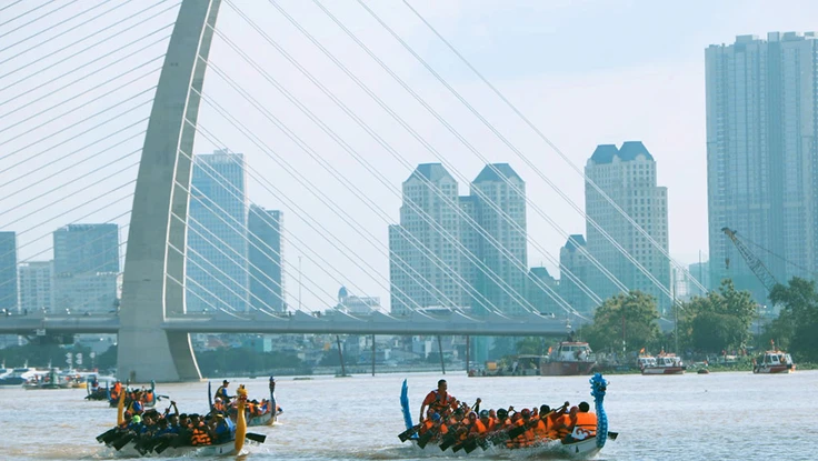 Cầu vồng trên sông