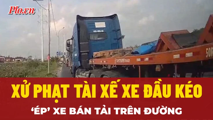 Video: Tài xế xe đầu kéo ép xe bán tải suýt gây tai nạn giao thông 