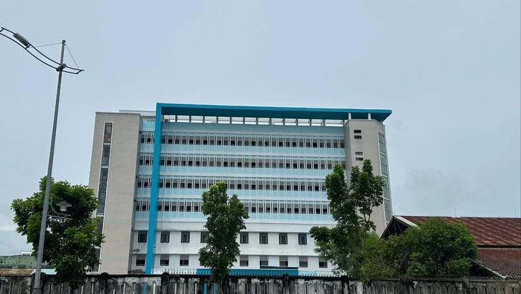 Khu điều trị trăm tỉ 'đắp chiếu' nhiều năm. Ảnh: TN