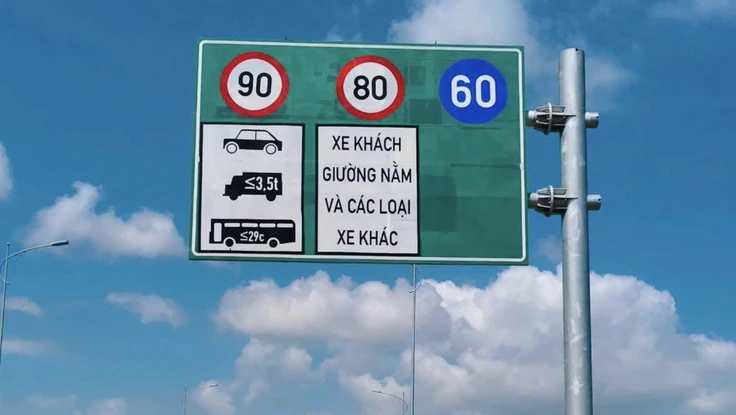 Cục Đường bộ hướng dẫn lái xe an toàn trên cao tốc dịp Tết