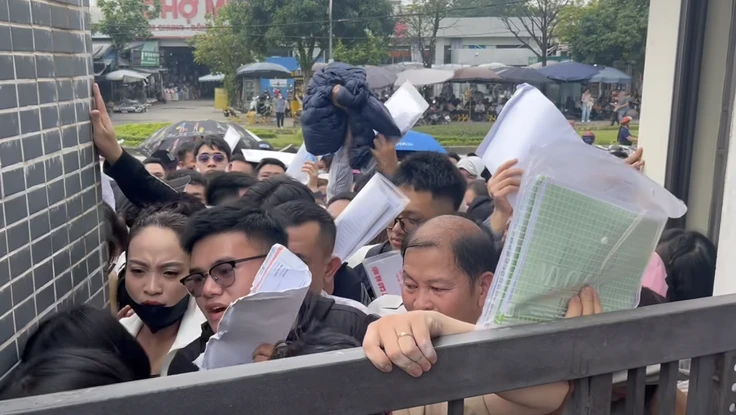 Nới trần thu nhập mua nhà ở xã hội lên 50 triệu đồng: 'Cuộc đua' mua nhà thêm gay gắt?