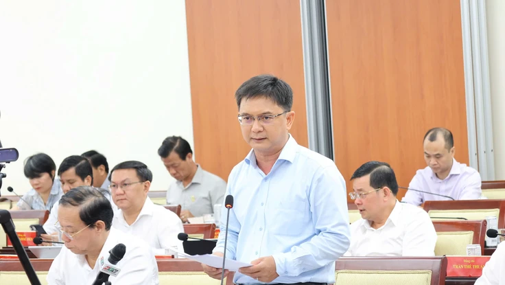 TP.HCM kiến nghị phân cấp, phân quyền đi đôi với phân bổ biên chế, tổ chức bộ máy, ngân sách 