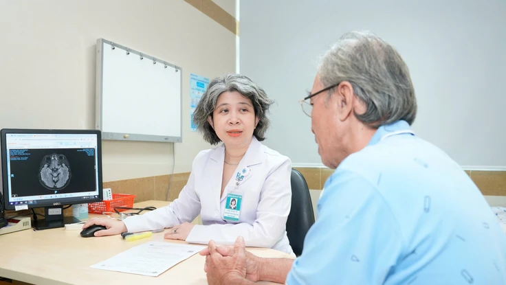 Chóng mặt ở người cao tuổi: Nguy hiểm nhưng dễ bị bỏ qua