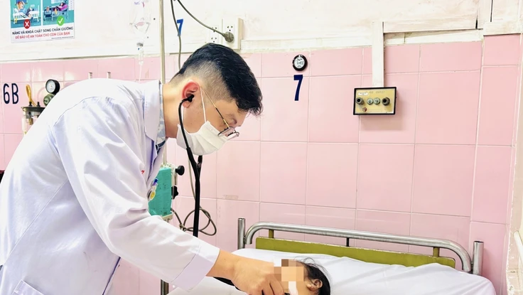 Vụ hàng chục học sinh tiểu học rối loạn tiêu hóa: Sở Y tế TP.HCM chỉ đạo sớm tìm nguyên nhân