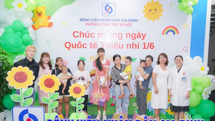 Bệnh viện Nhân dân Gia Định mang ngày hội tuổi thơ ấm áp đến bệnh nhi